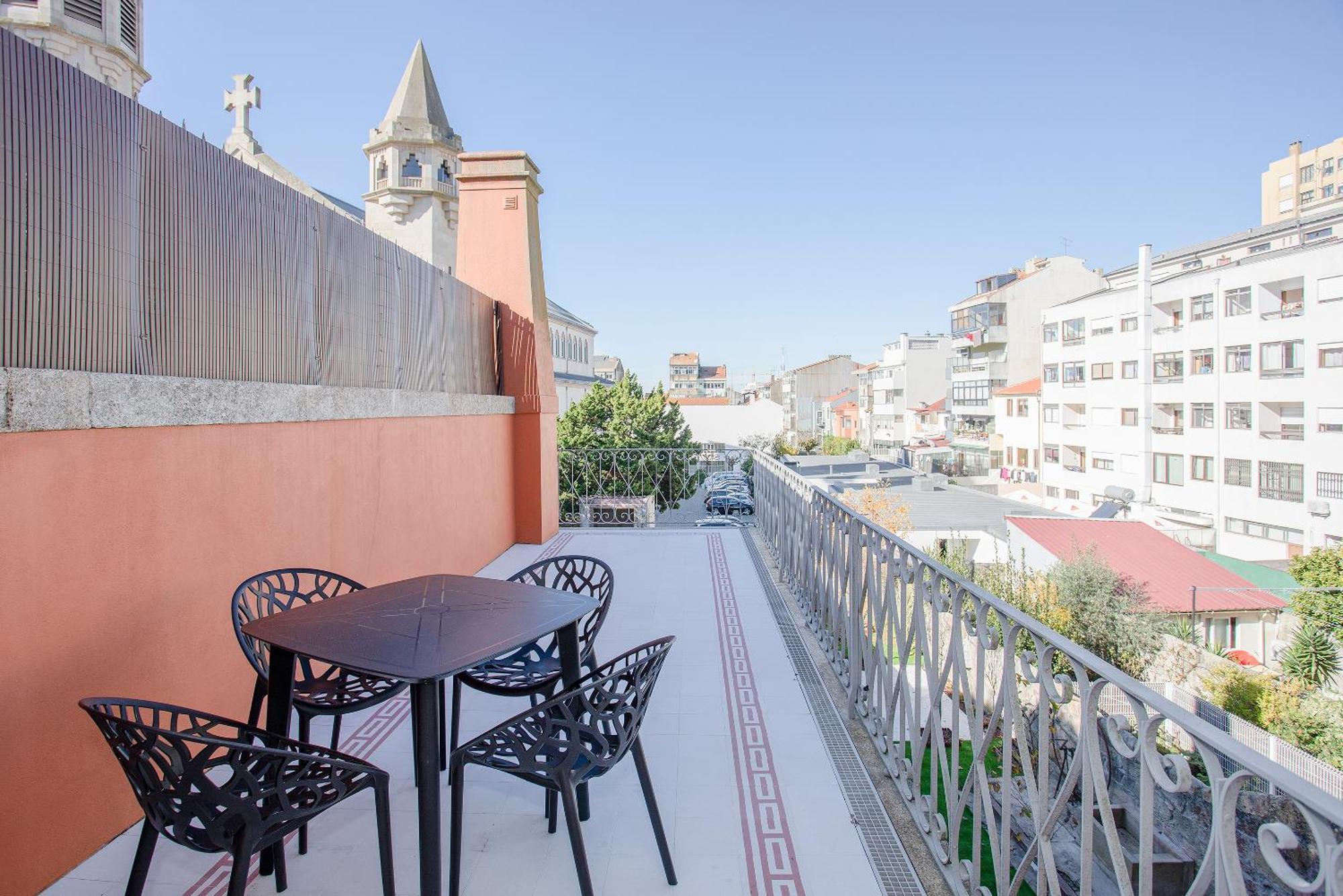 Liiiving In Porto - Balcony Design Apartment Exterior foto